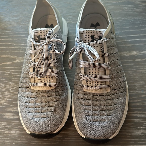 Under Armour Running Shoes - Picture 2 of 6